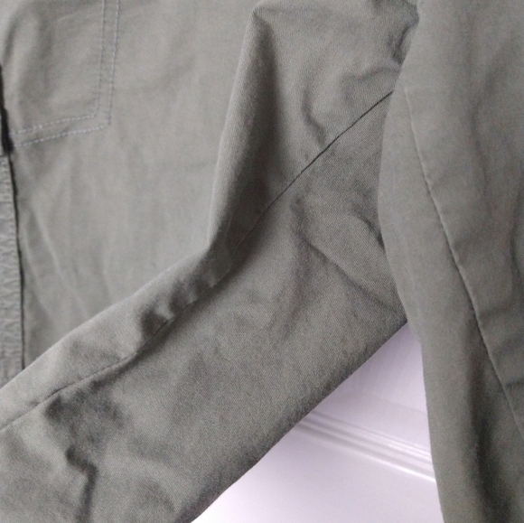 $ Columbia men's olive green cargo short omni shade protection size 38X10 - Picture 4 of 8